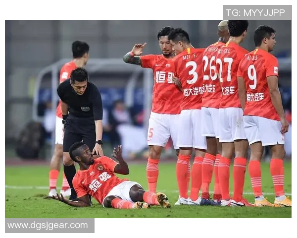 国安与恒大激战正酣10月31日赛后精彩瞬间与战报分析