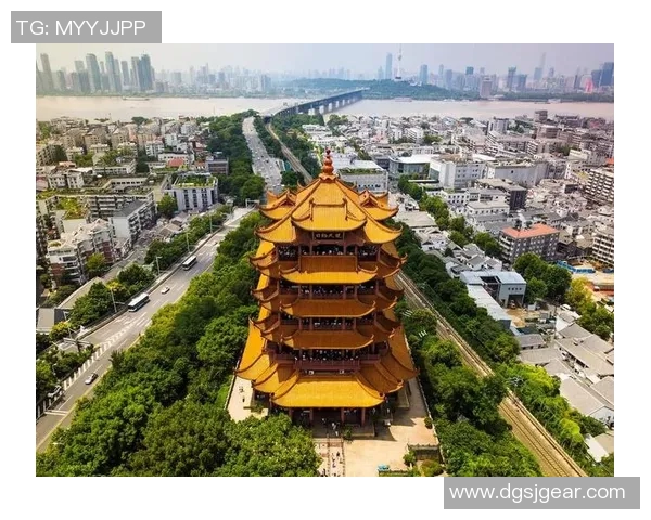 武汉旅游必玩景点推荐，畅游黄鹤楼东湖与美丽汉口的独特魅力